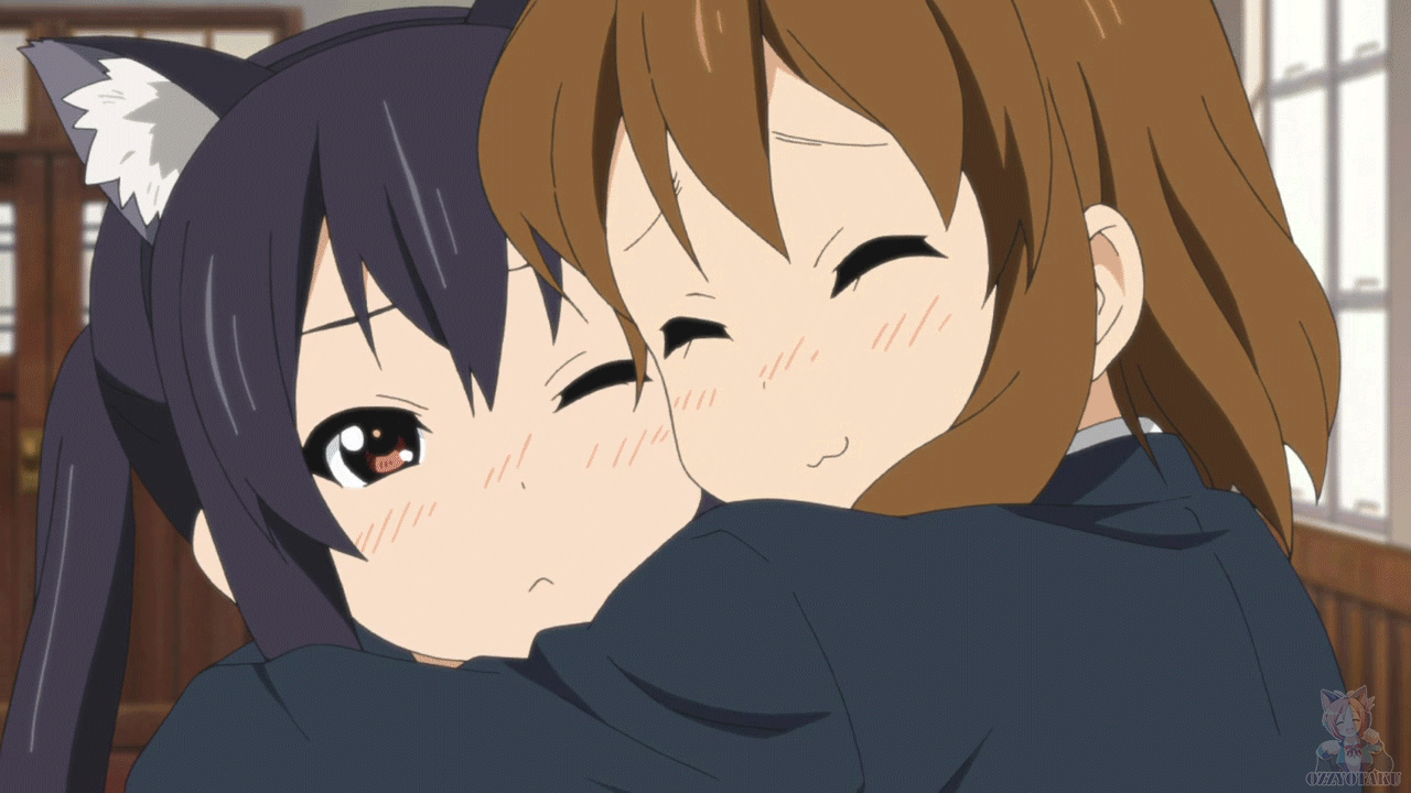 anime hug 12