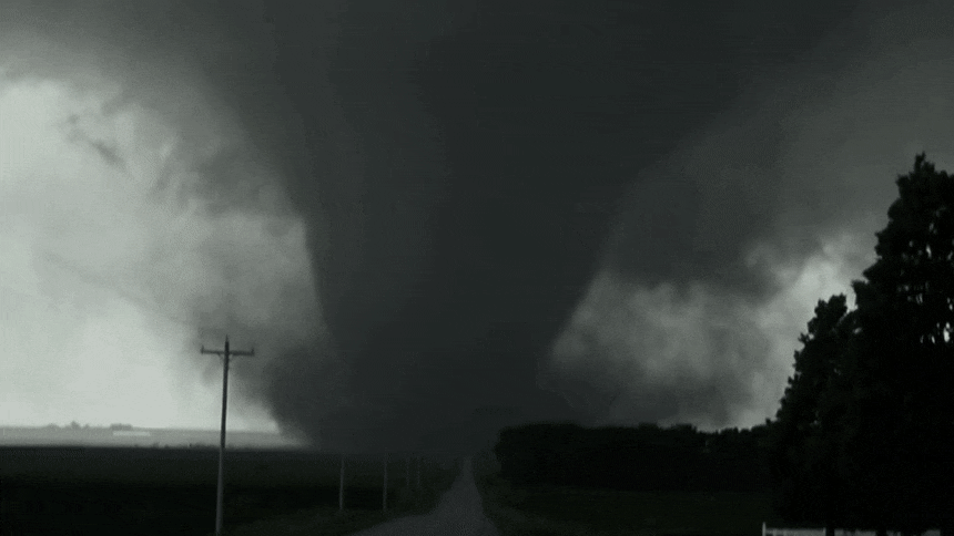 14-close-tornado-omg