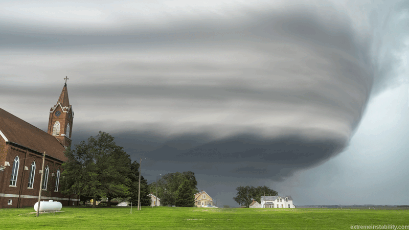 17-tornado-and-church